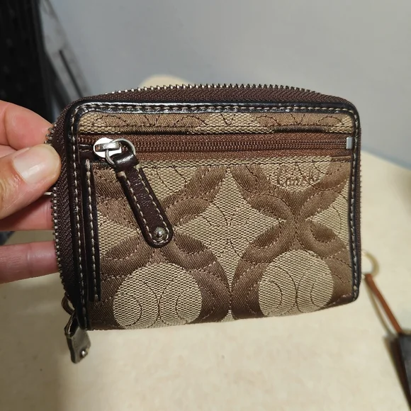 Brown and Tan Coach Wallet - Picture 4 of 6